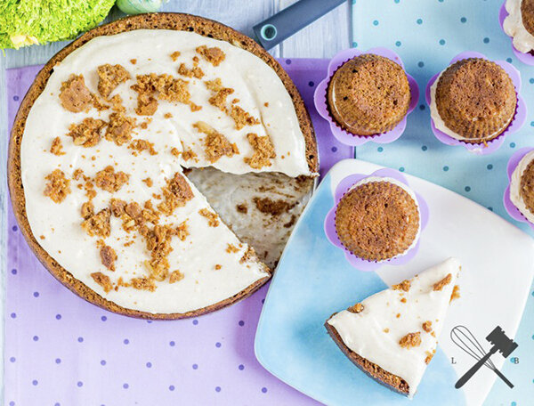 Karottenkuchen mit Mascarpone Glasur © Lawofbaking