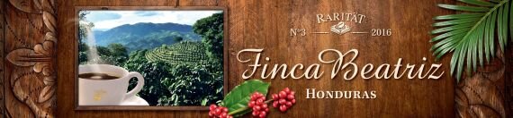 Kaffeetasse vor Plantage, Text „Finca Beatriz Honduras“