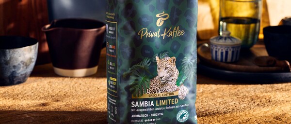 Kaffeepackung „Privat Kaffee Sambia Limited“ mit Leopard