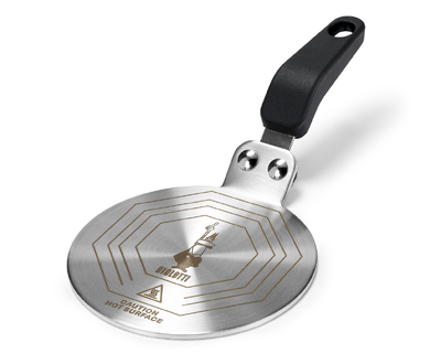 Runde Edelstahl-Herdplatte mit schwarzem Griff