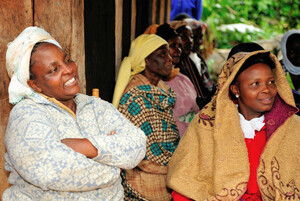 In Baragwi hatte ich auch die Gelegenheit, die Farmerfrauen sowie ihre Projekte kennenzulernen und dabei ein Stück afrikanische Lebensfreude hautnah zu erleben.