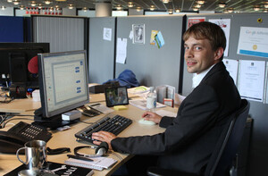 6/H Gero Wenderholm leitet das SEO-Team: Seine Aufgabe ist es, dass Tchibo bei Google besser gefunden wird.