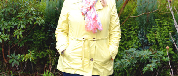 nicole-mit-trench-coat