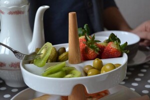 Farbe ins Fest bringen nicht nur bunte Ostereier sondern auch leckeres Obst.