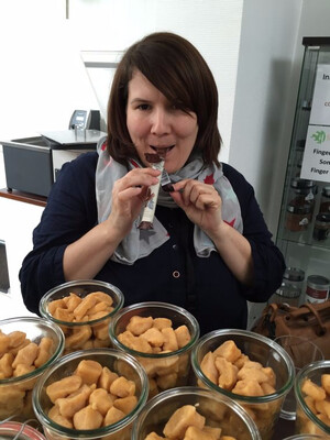 Sandra (Blog: From Snuggs Kitchen) brauchte danach eine leckere Schokolade von Tchibo.