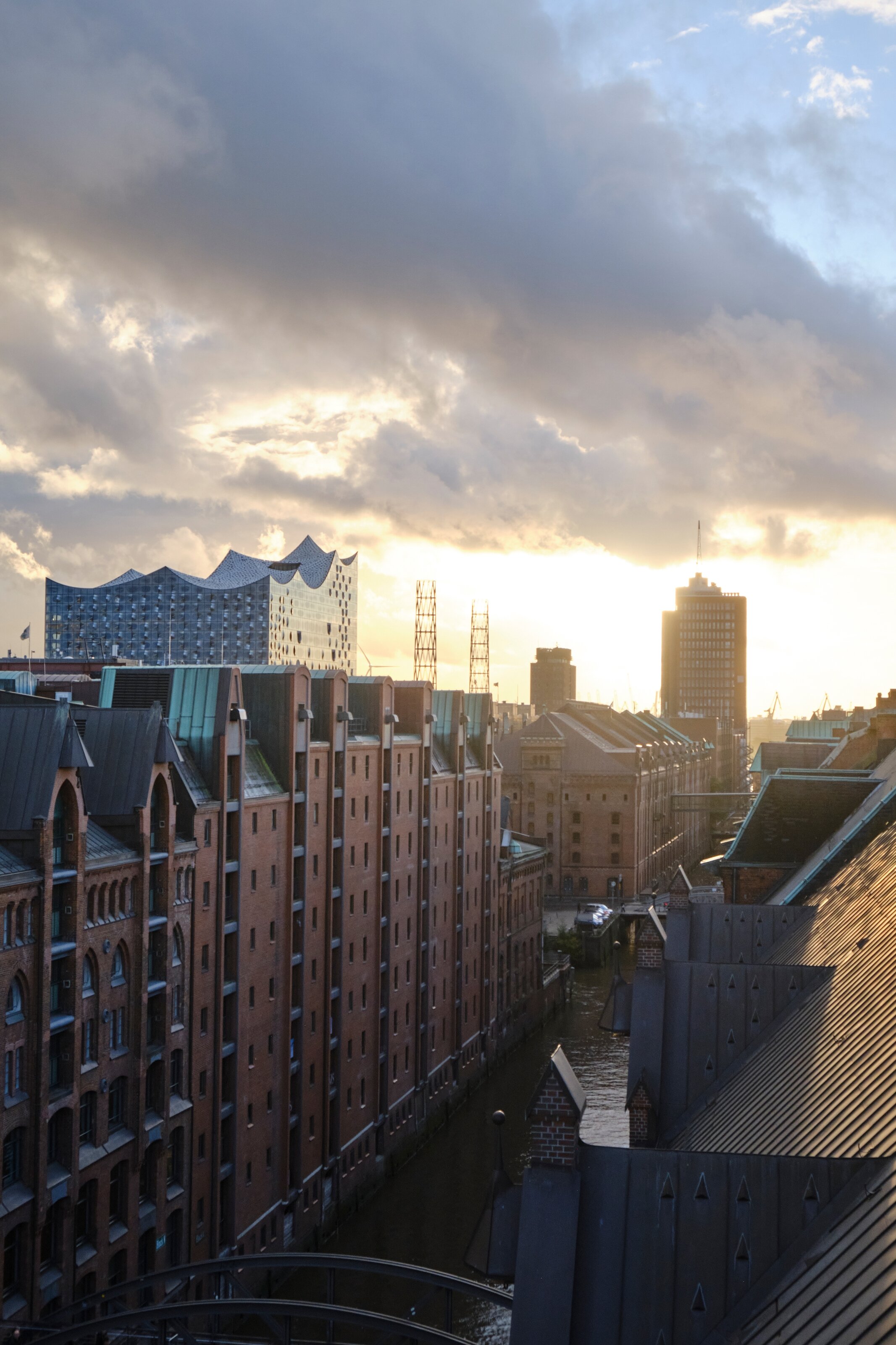 Hamburger Speicherstadt bei Sonnenuntergang