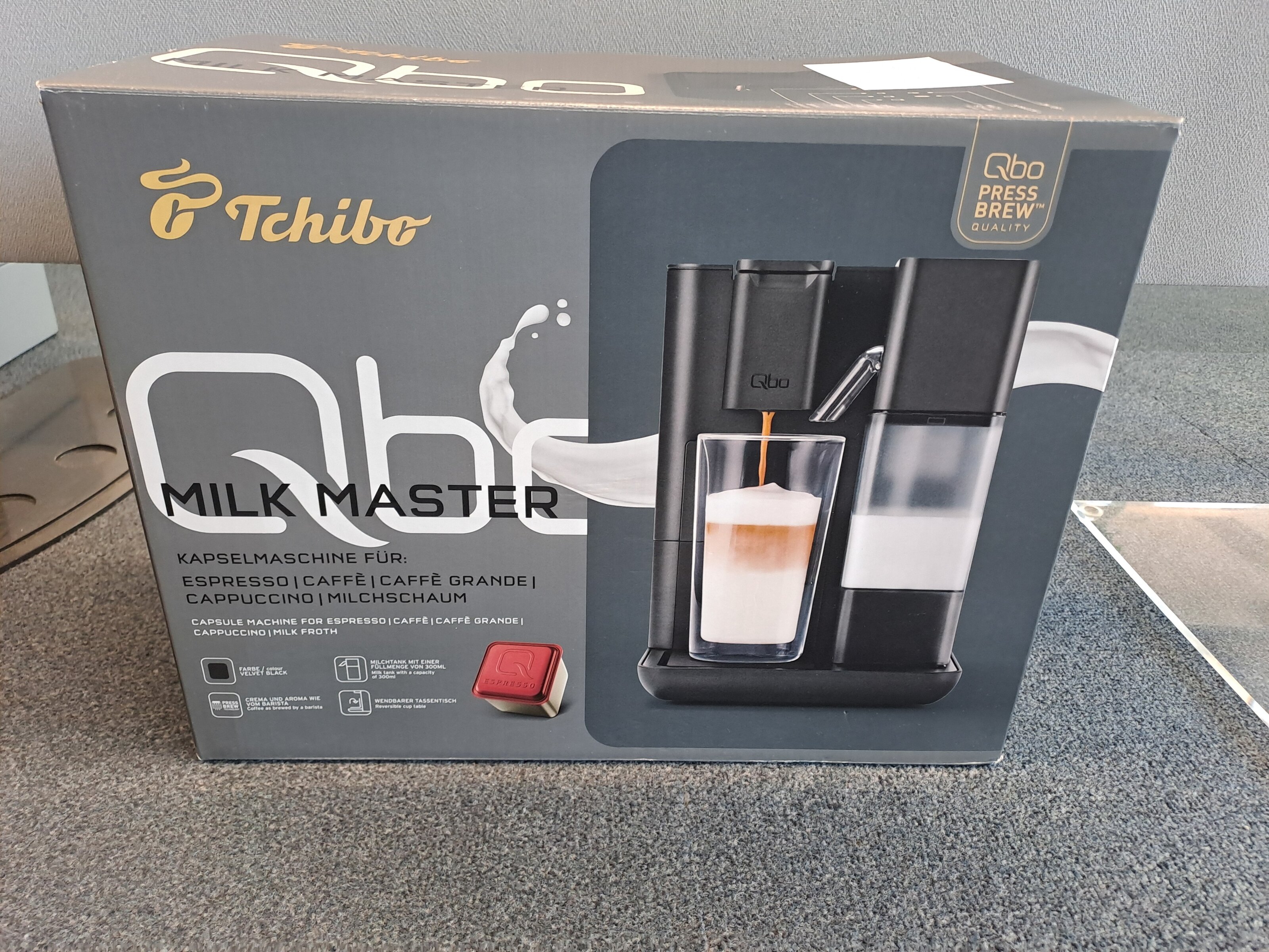 Tchibo Qbo Milk Master Kapsel-Kaffeemaschine