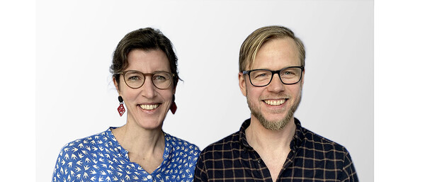 Zwei Personen mit verpixelten Gesichtern