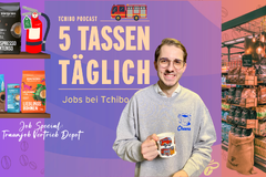 Podcastwerbung „5 Tassen täglich“ mit Kaffeesortiment