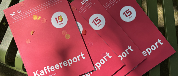 Rote „Kaffeereport“-Magazine, 15 Jahre Jubiläum