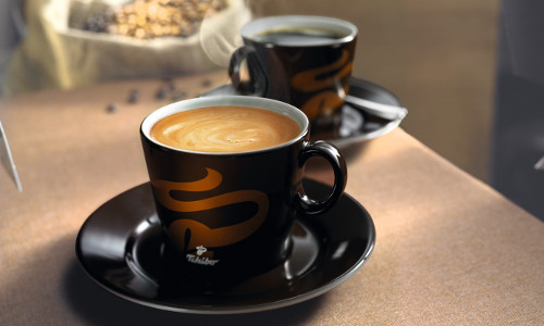 Lassen Sie sich unsere Kaffeesepzialitäten schmecken. Wie wär es zum Beispiel mit unserem Privat Kaffee?